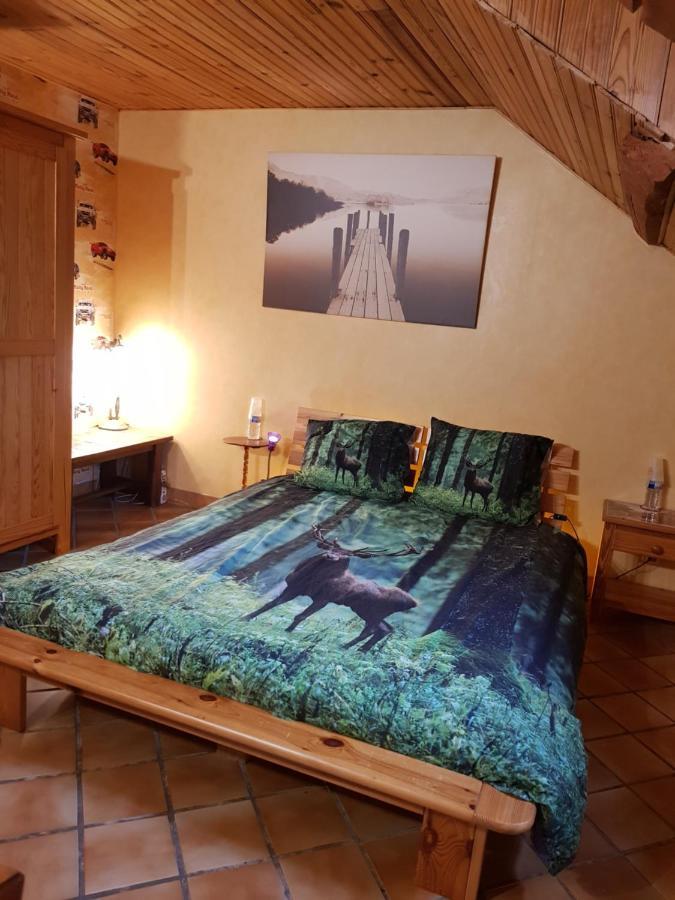 Au Grand Sapin Chambres Chez L'Habitant Henonville Eksteriør bilde